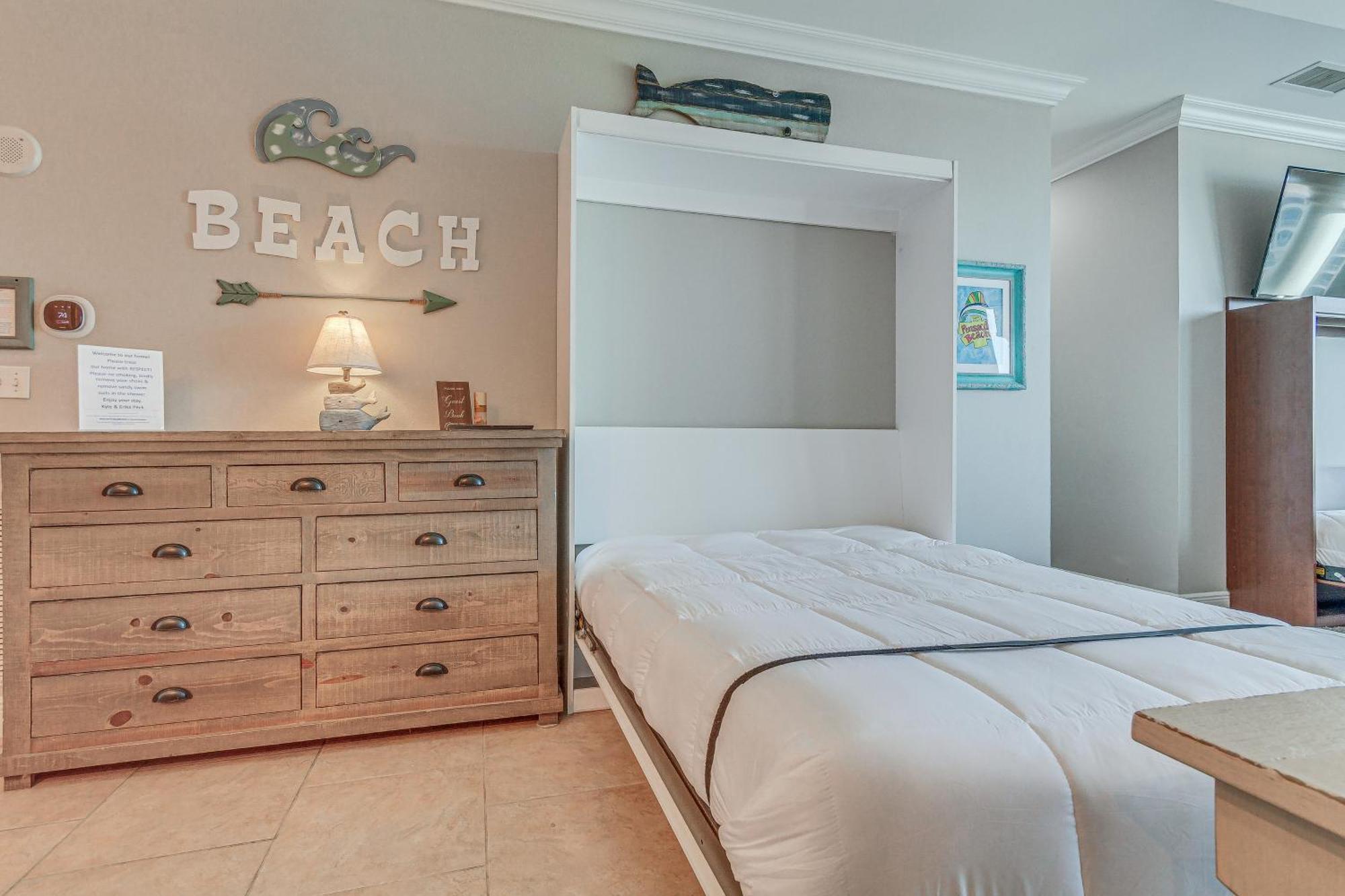 Pensacola Beach Penthouse With View And Pool Access! Exterior photo